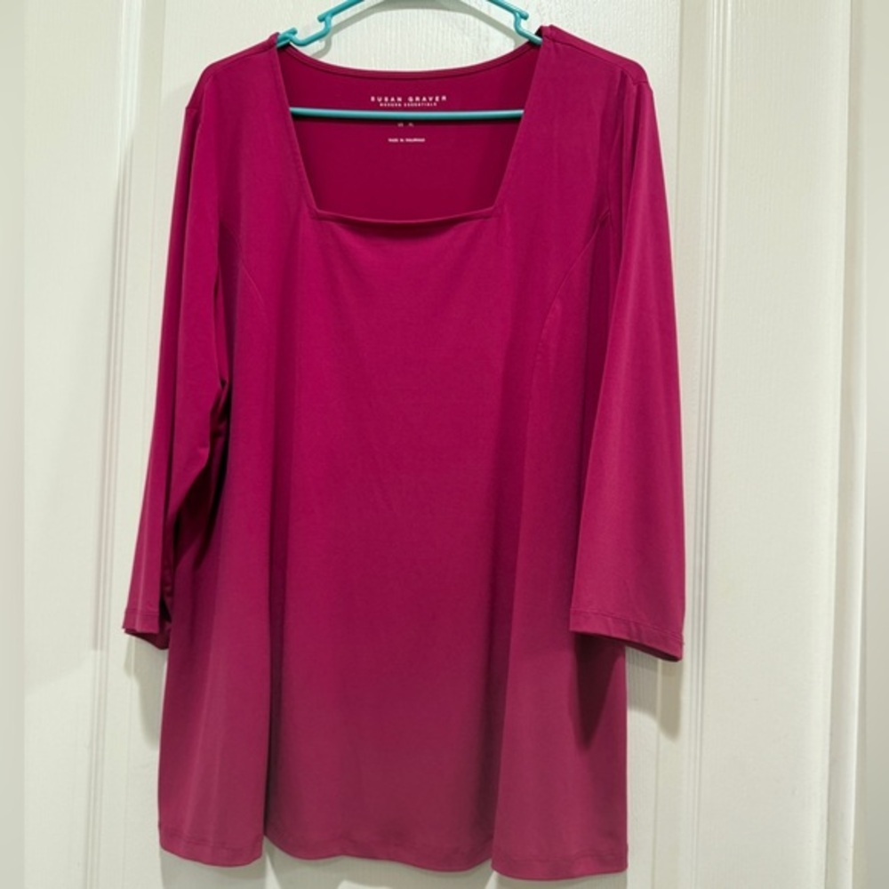 Susan Graver Women's Fuchsia Blouse NWOT